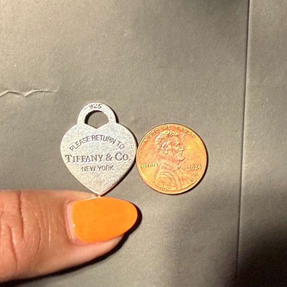 Tiffany & Co. Silver Heart Charm Pendant Vintage “Return to Tiffany Heart” 925 - Picture 10 of 10
